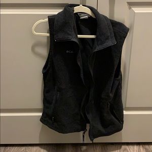 Black Fleece Columbia Vest